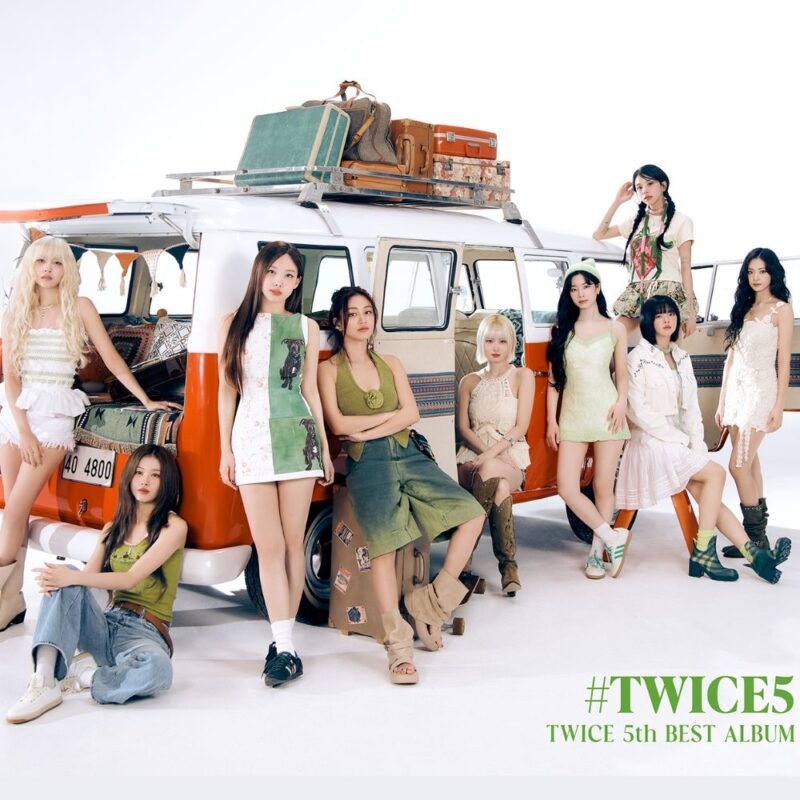TWICE JAPAN BEST ALBUM #TWICE5 (LIMITED B VER.)